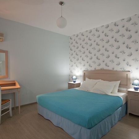 Valente Perlia Rooms Poros Town Extérieur photo