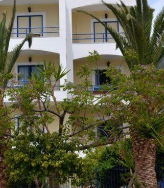 Valente Perlia Rooms Poros Town Extérieur photo
