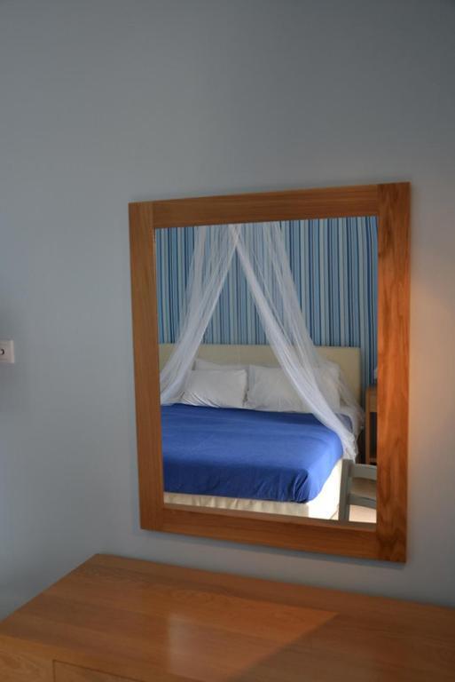 Valente Perlia Rooms Poros Town Extérieur photo